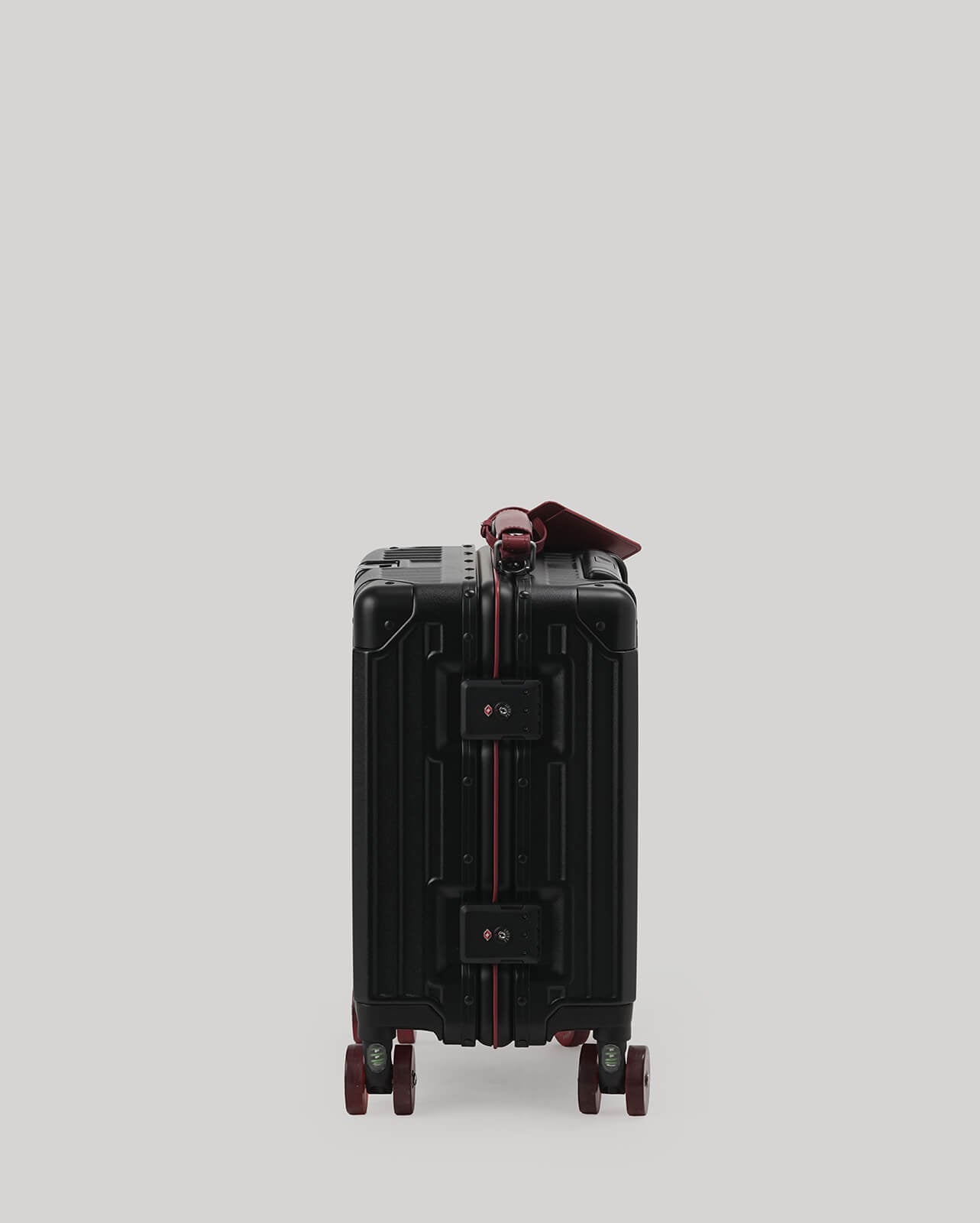 14" Spinner | Black Burgundy