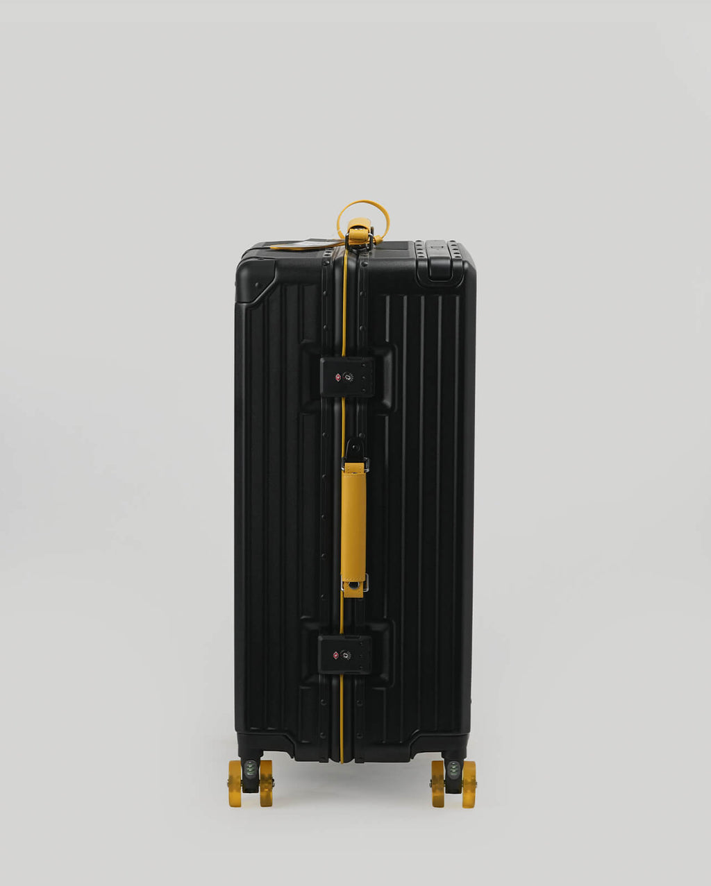24" Check-In | Black Yellow