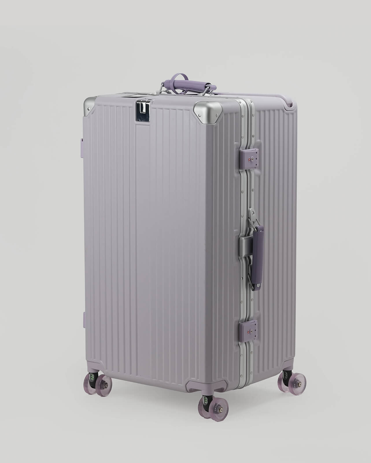 30" Check-In | Purple Purple