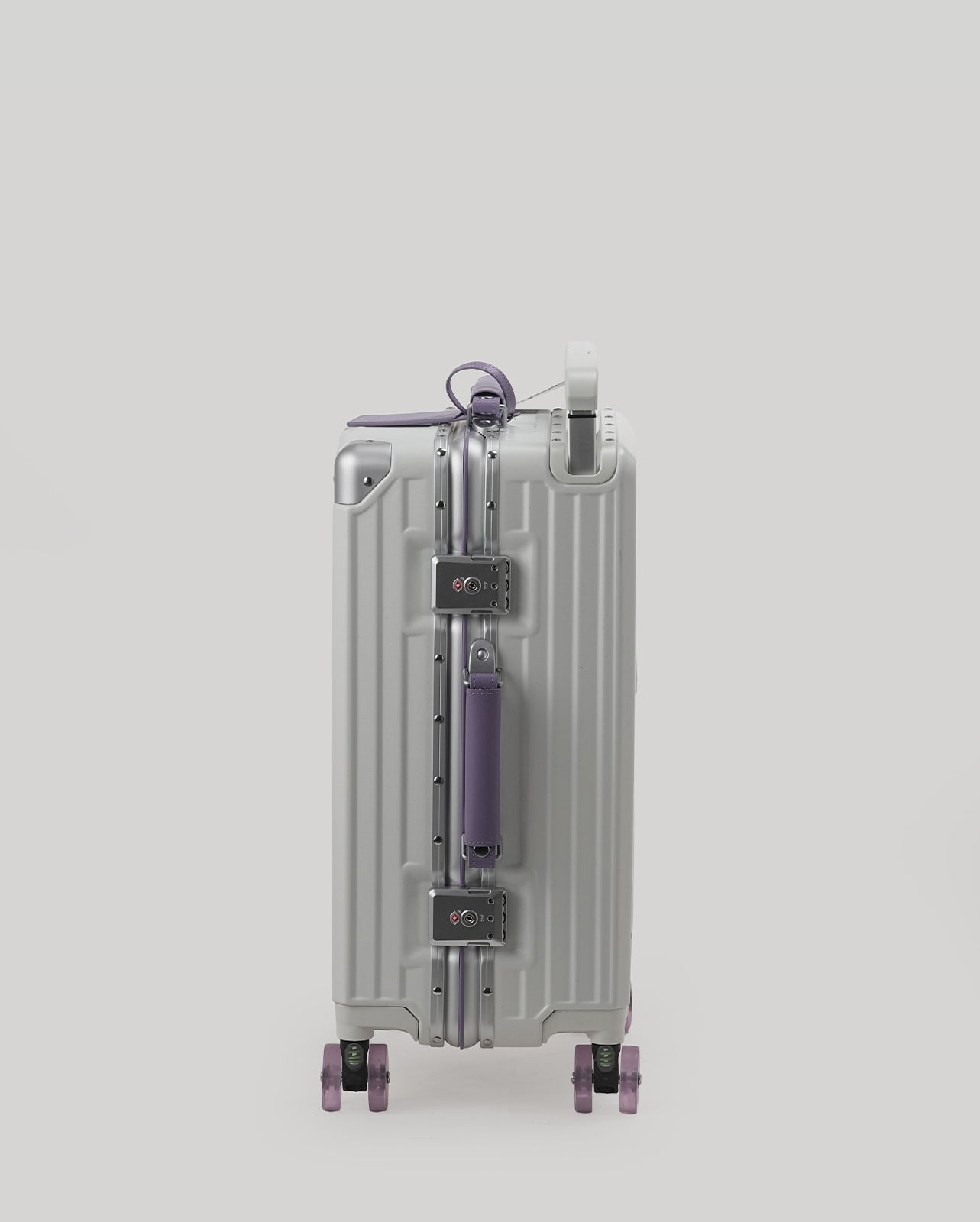 20" Spinner | White Purple