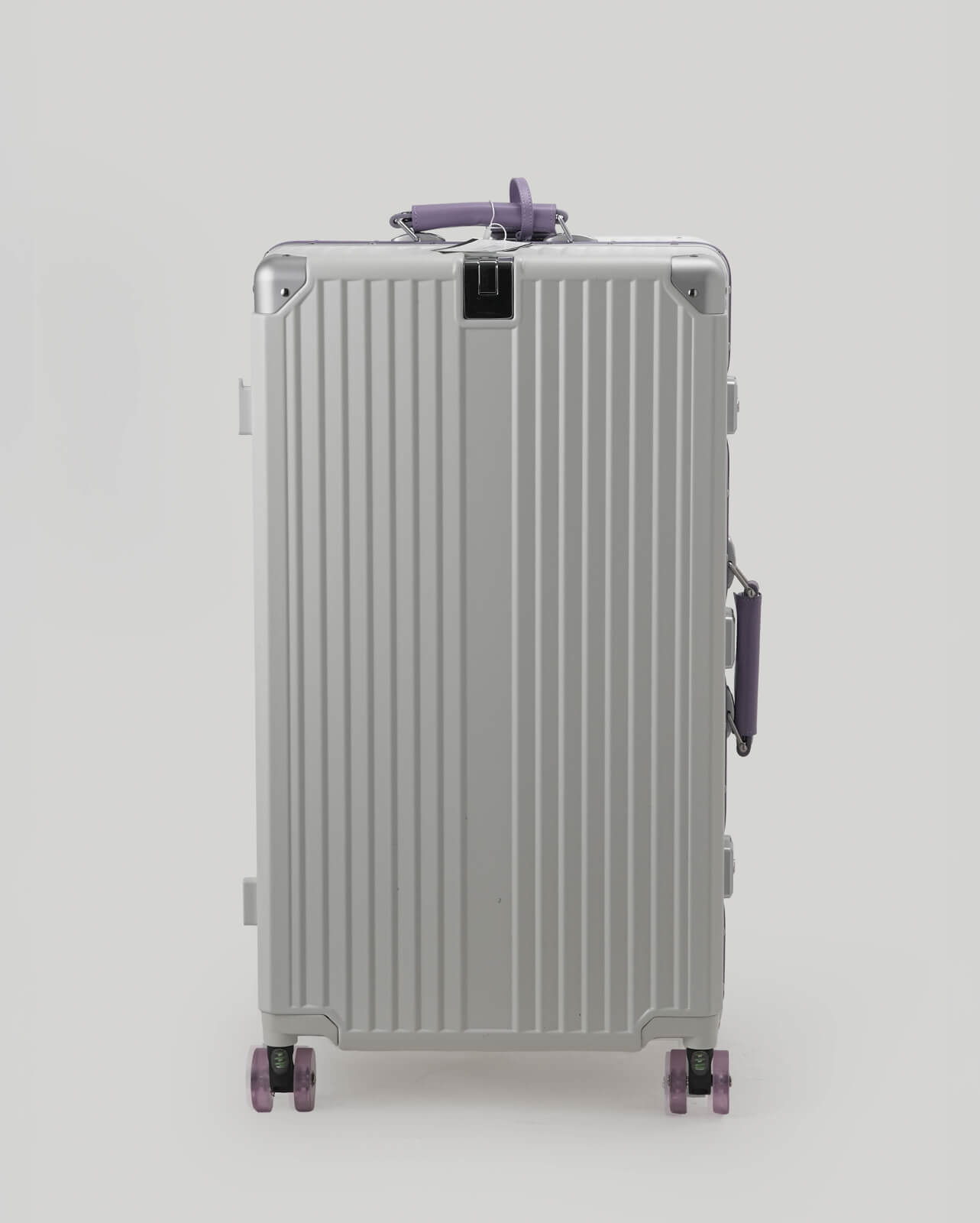 30" Check-In | White Purple
