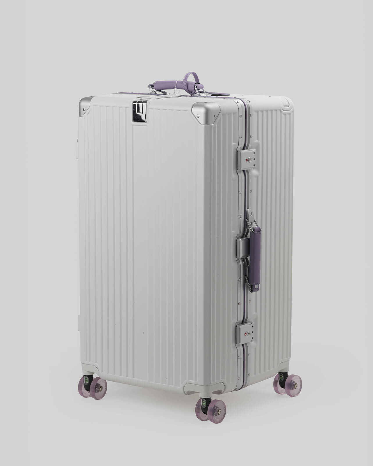 30" Check-In | White Purple